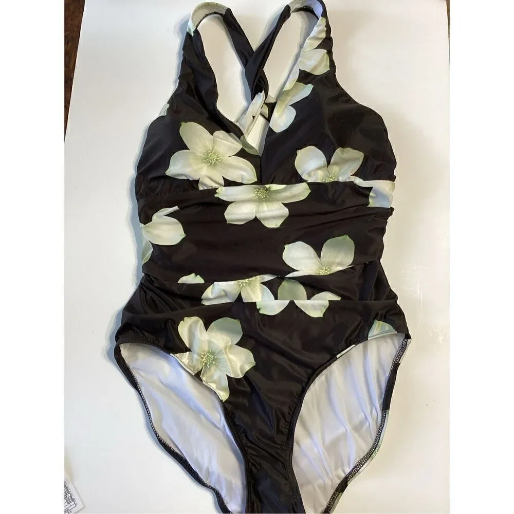 New. Lauren Ralph Lauren floral swimsuit. Size 8 Retails $165